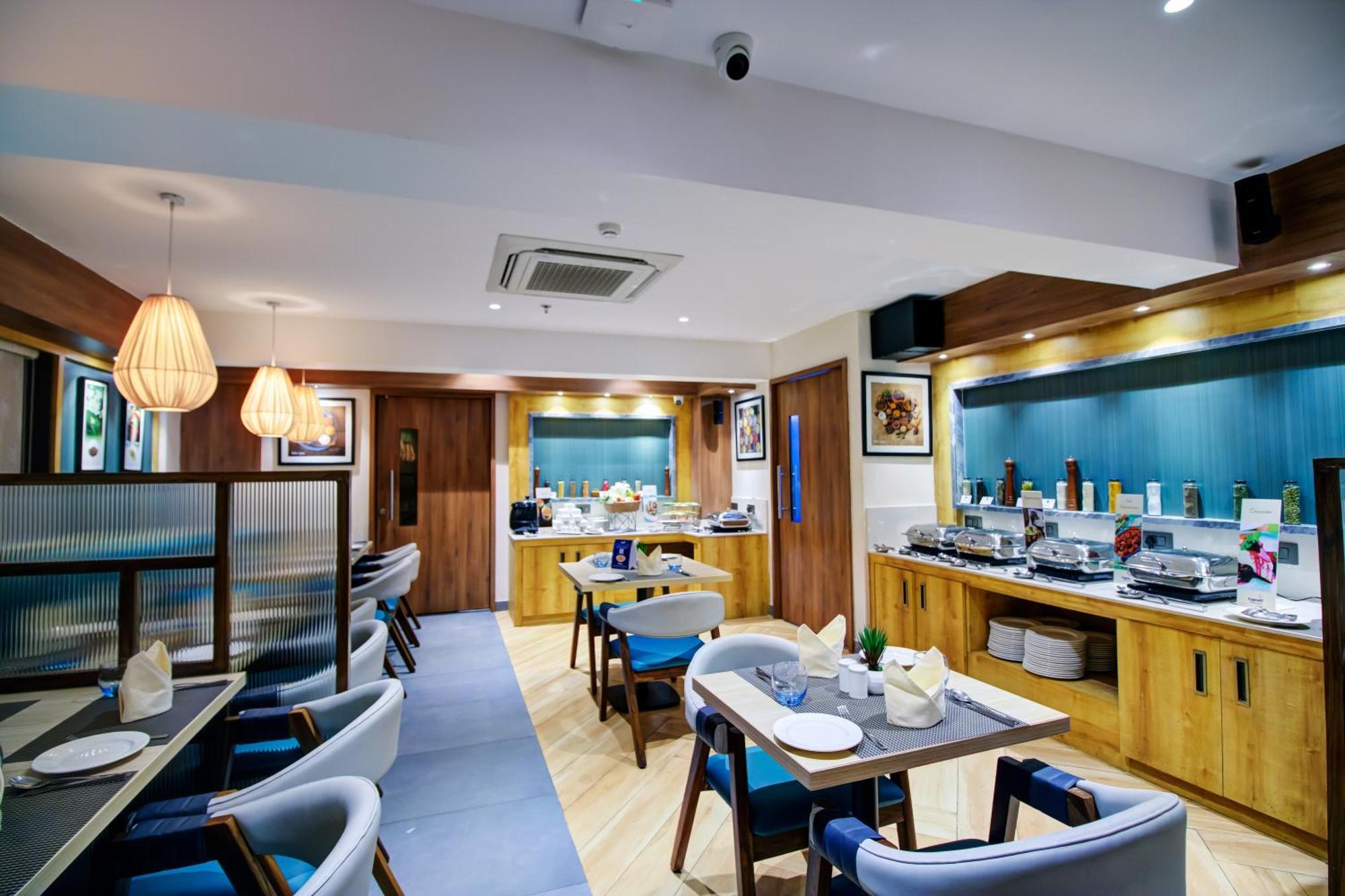 Cozzet Victoria Hotel Μπουμπάνεσβαρ Εξωτερικό φωτογραφία