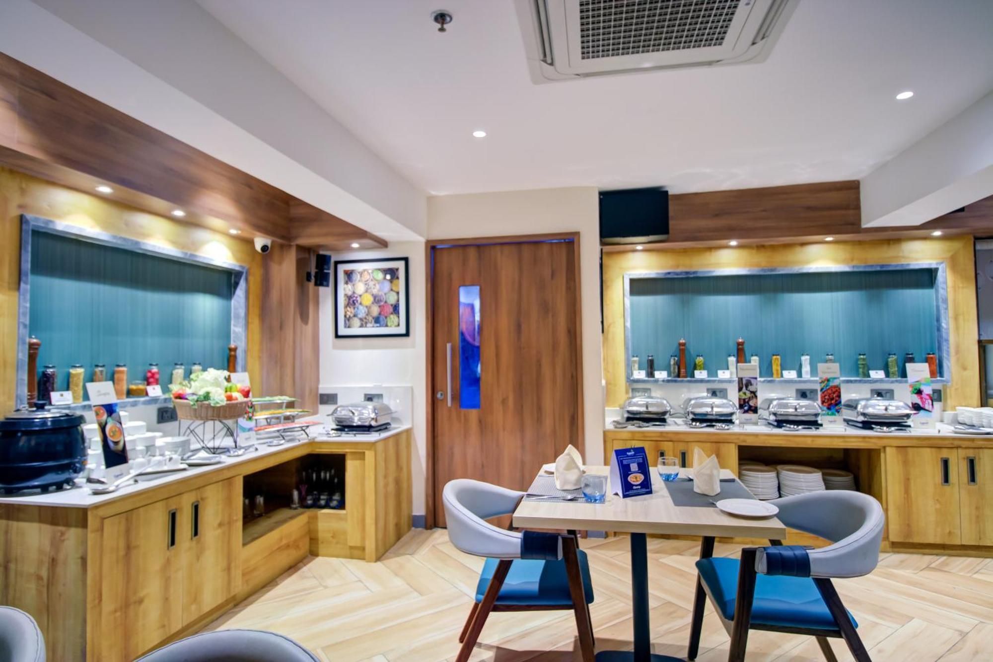 Cozzet Victoria Hotel Μπουμπάνεσβαρ Εξωτερικό φωτογραφία