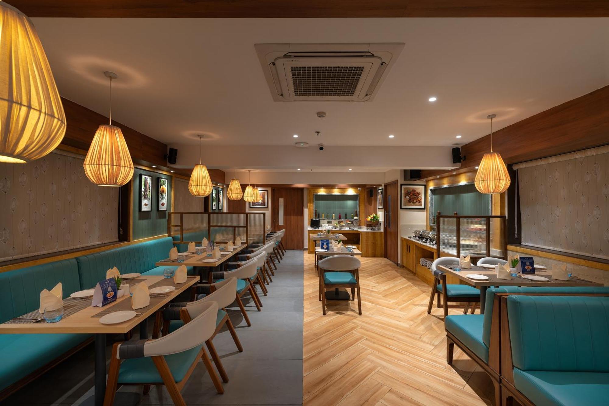 Cozzet Victoria Hotel Μπουμπάνεσβαρ Εξωτερικό φωτογραφία